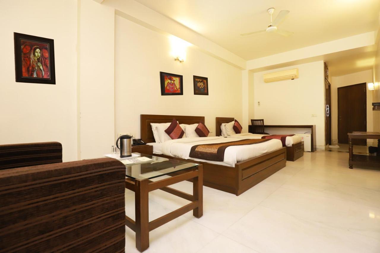 Hotel Shanti Villa Új-Delhi Kültér fotó