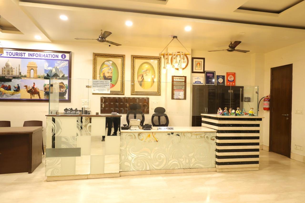 Hotel Shanti Villa Új-Delhi Kültér fotó