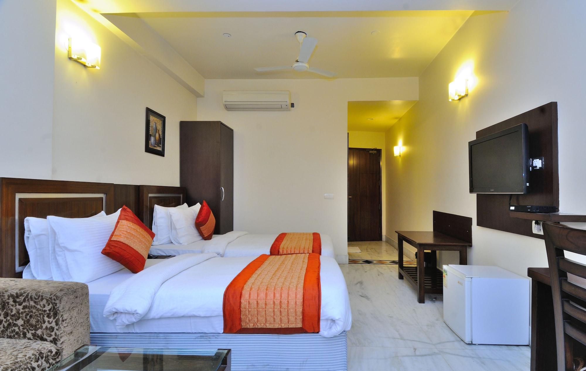 Hotel Shanti Villa Új-Delhi Kültér fotó