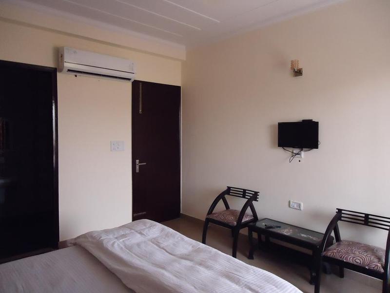 Hotel Shanti Villa Új-Delhi Kültér fotó