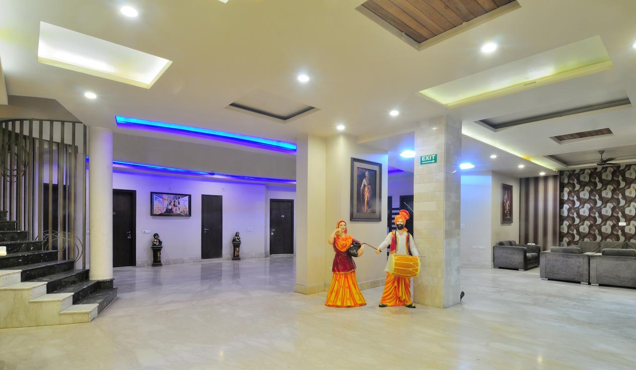 Hotel Shanti Villa Új-Delhi Kültér fotó